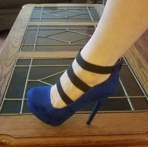 ROYAL BLUE STILETTO'S SZ6